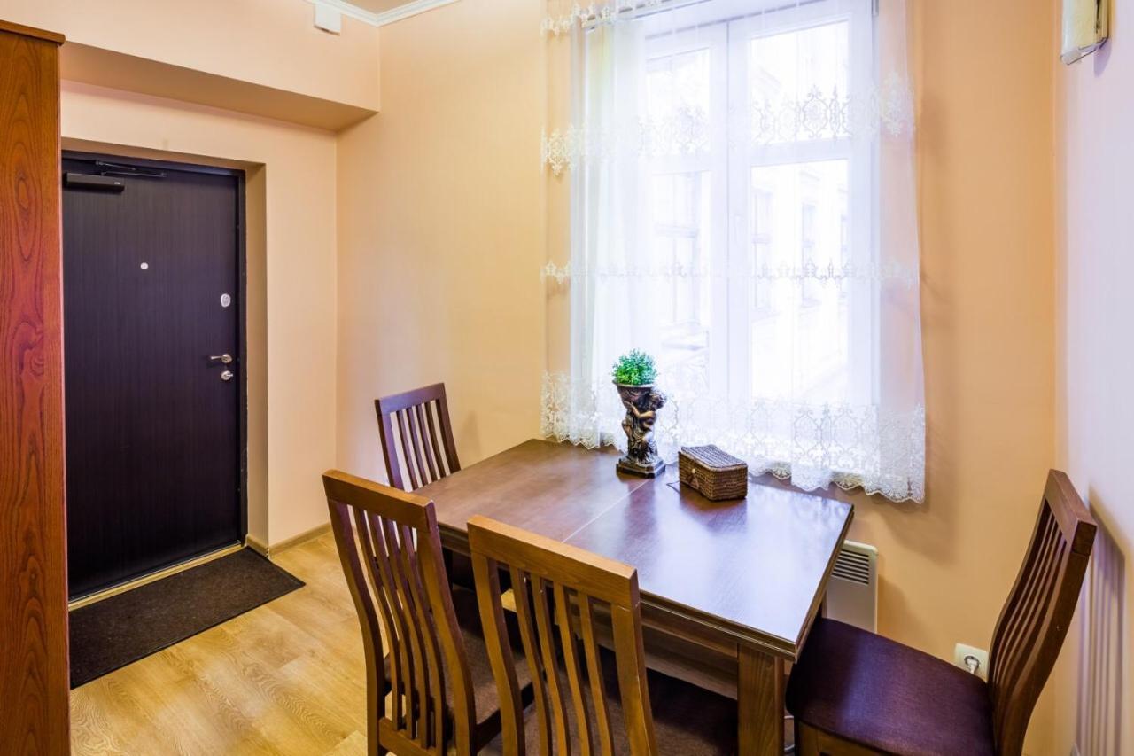 Appartamento Romari Лесі Українки Leopoli Esterno foto